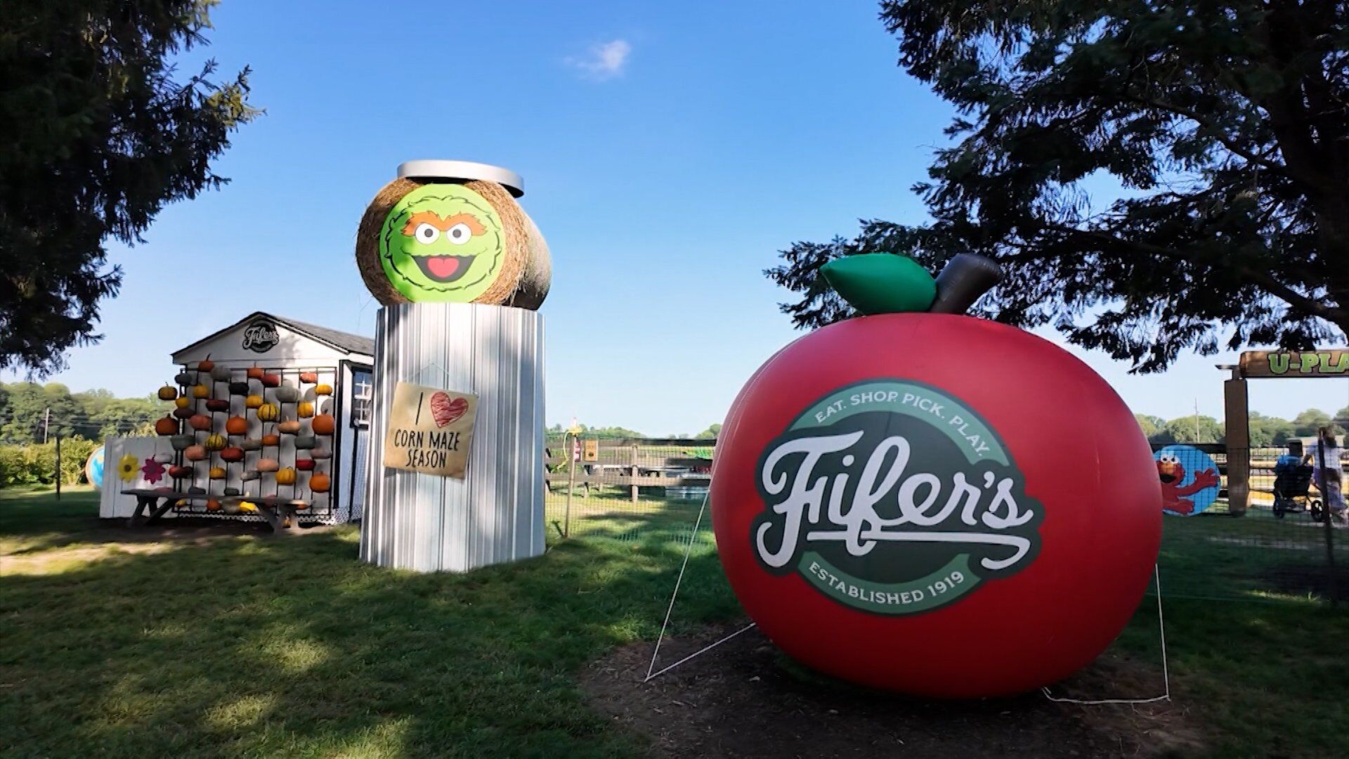 Fifer's Fall Fest is in Full Swing and CoastLife's Leah Rizzo is Checking It Out